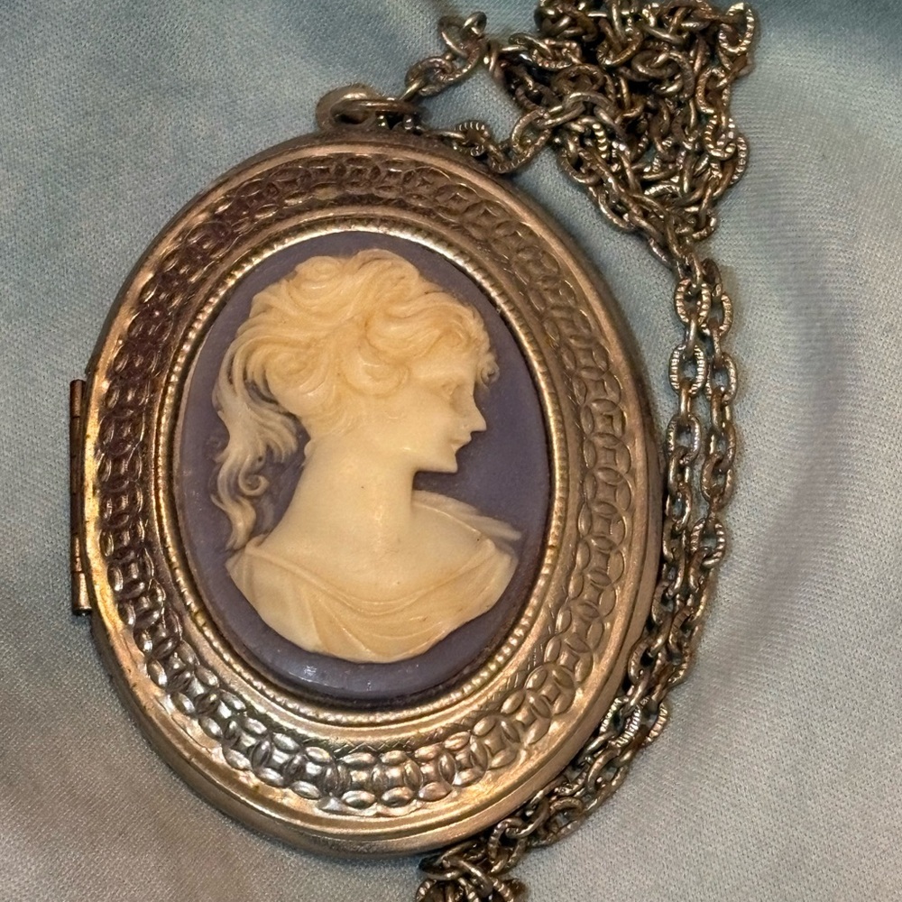 Sarah Cov Victorian Revival Large Cameo Locket Necklace